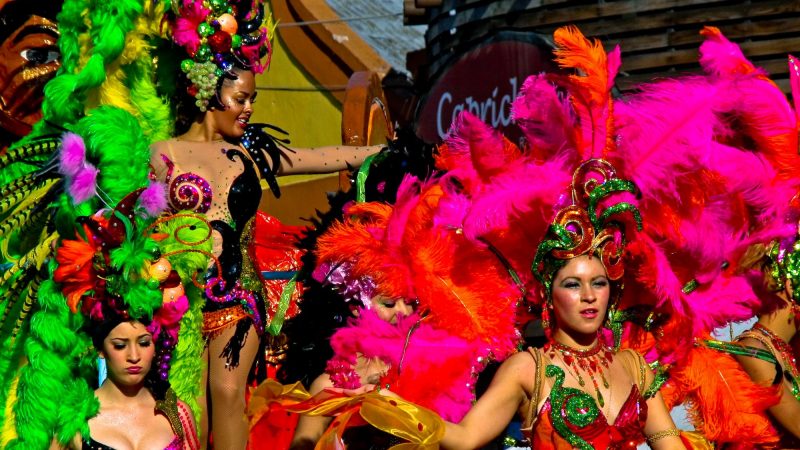 Carnival  |  Street Photography |&nbsp;Coffeepuss