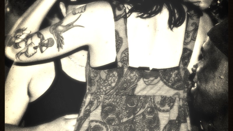 Bar Girls  |  Street Photography |&nbsp;Coffeepuss