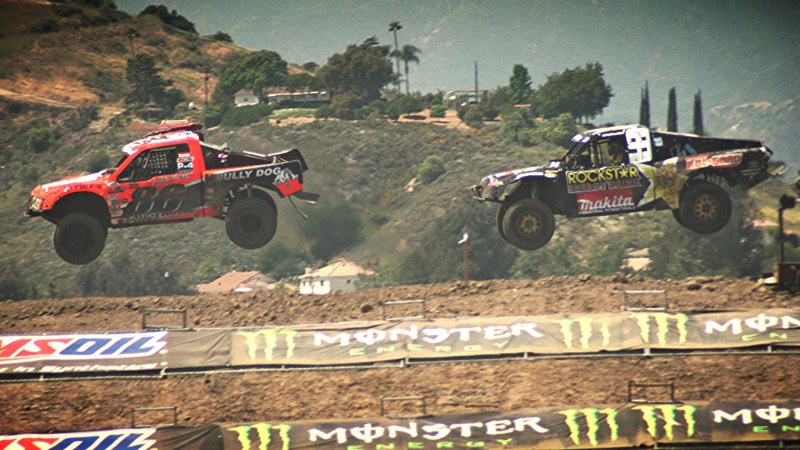 Flying Trucks  |  Offroad Racing |&nbsp;Coffeepuss