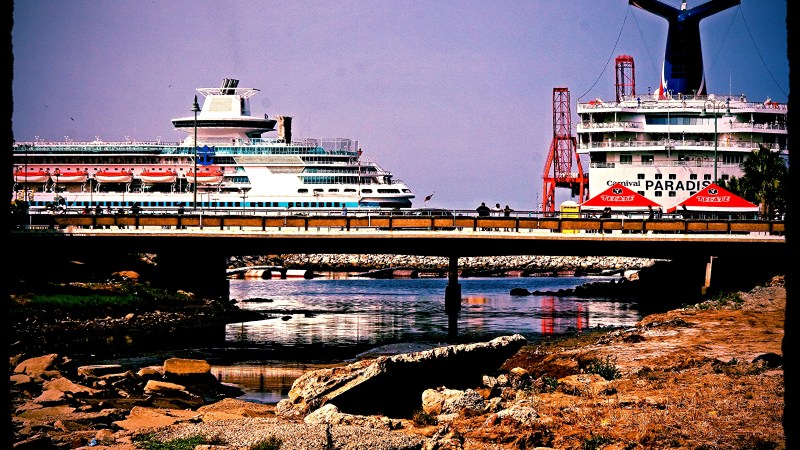 Docked | Street Photography |&nbsp;Coffeepuss