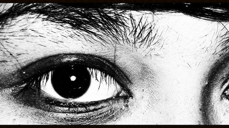 Eyes | Street Photography |&nbsp;Coffeepuss